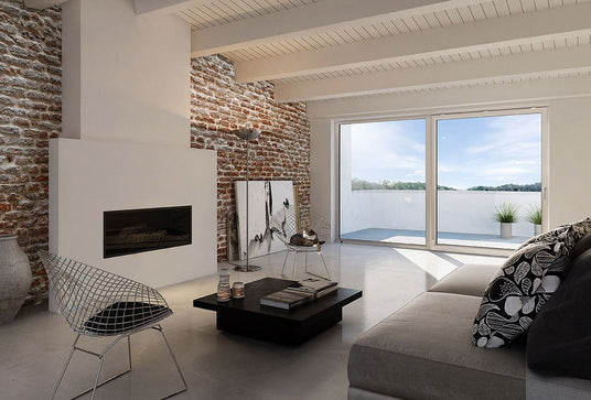 Parallel-Schiebe-Kipp-Tür verbaut.